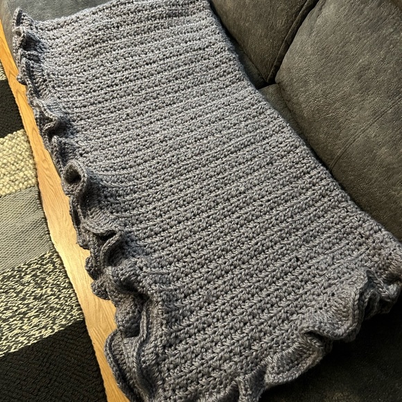 Hand Crocheted Sugar Plum Fairy Lavender Blanket - Picture 4 of 5